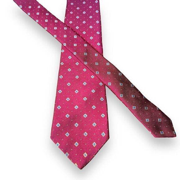 Brooks Brothers Crimson Red Square Print Handmade Silk Tie - Picture 1 of 5